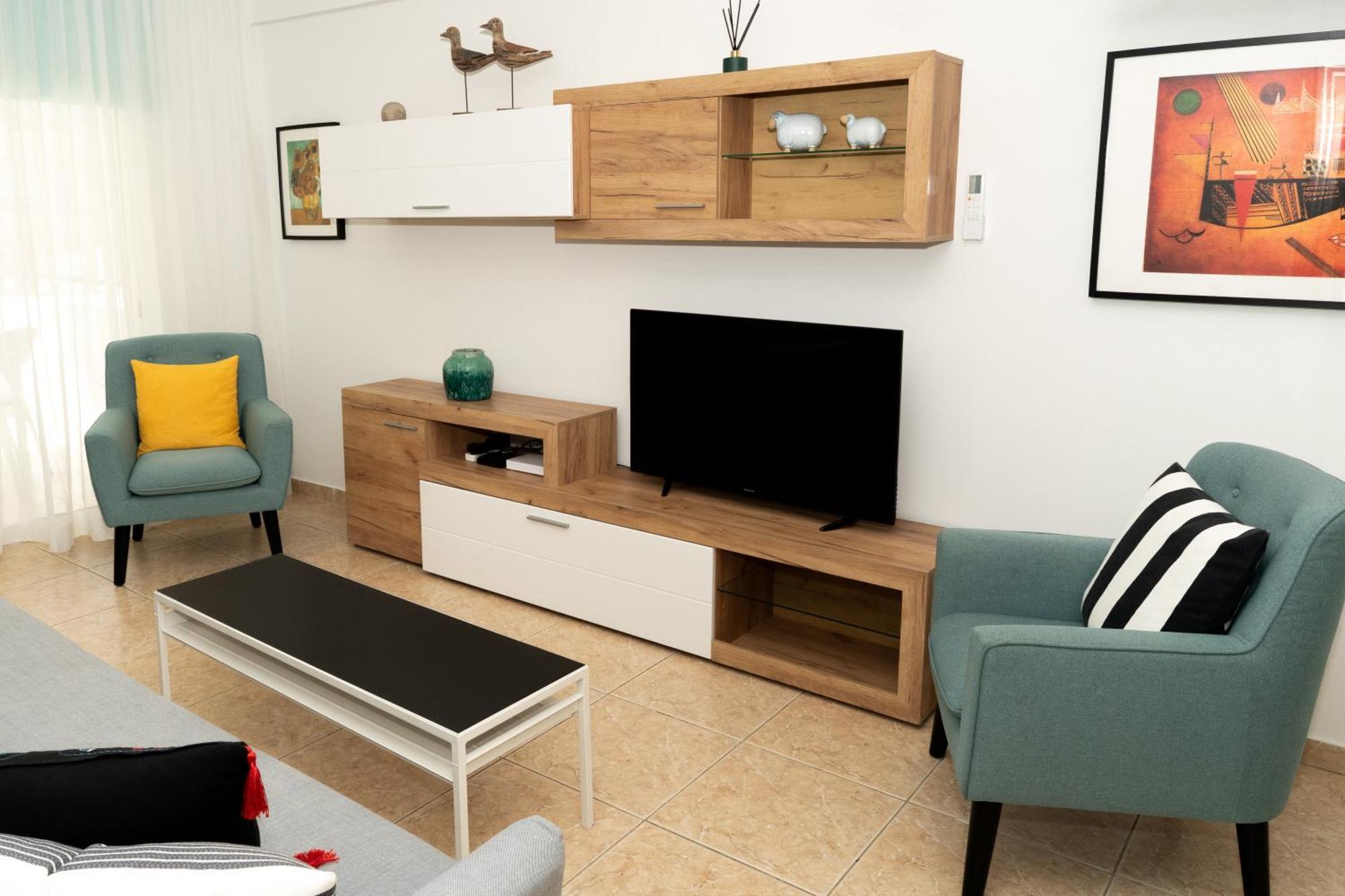 Olivia Mackenzie 2 Bedroom Flat With Pool Larnaca Exterior photo