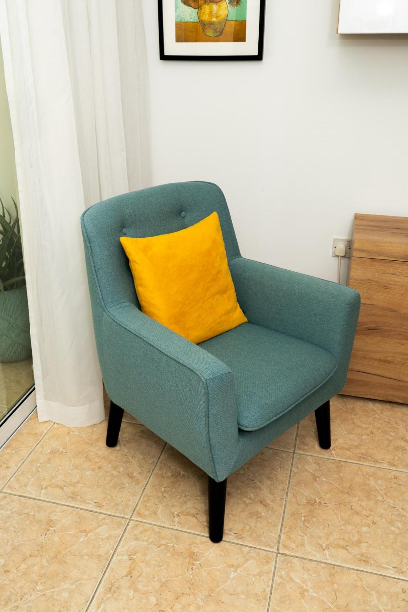 Olivia Mackenzie 2 Bedroom Flat With Pool Larnaca Exterior photo